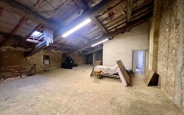 Maison à vendre    6 pièces •  Puisserguier