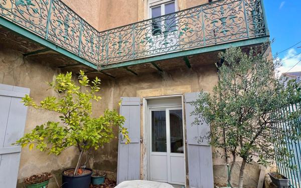 Maison à vendre    6 pièces •  Puisserguier