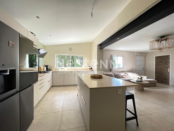 Maison Bouc Bel Air 5 pièce(s) 115 m2, Studio indépendant, Jardin, Lumineux, Proximité axes routiers, Potentiel