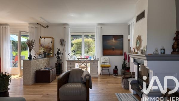 Maison à vendre 6 pièces 148 m² Séné