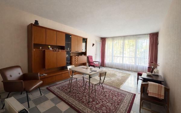 Appartement à vendre    3 pièces • 76,36 m2 Beauvais