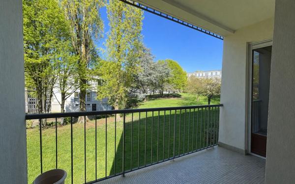 Appartement à vendre    3 pièces • 76,36 m2 Beauvais