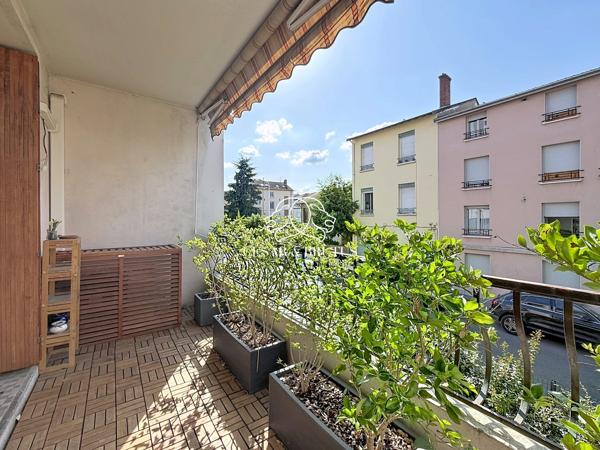 Appartement familial avec balcon et stationnement