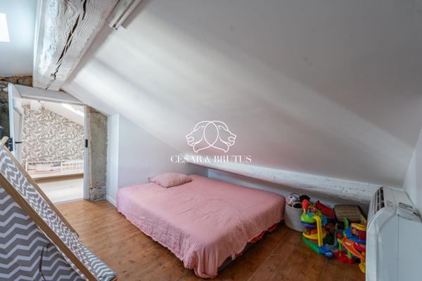 LYON 01 – Appartement T6 de 163 m² au dernier étage