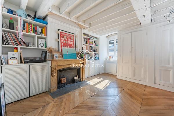 LYON 01 – Appartement T6 de 163 m² au dernier étage