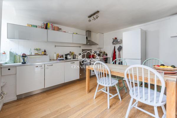 LYON 01 – Appartement T6 de 163 m² au dernier étage