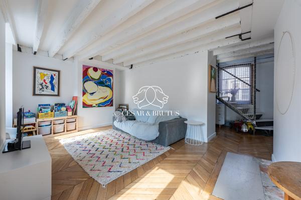 LYON 01 – Appartement T6 de 163 m² au dernier étage