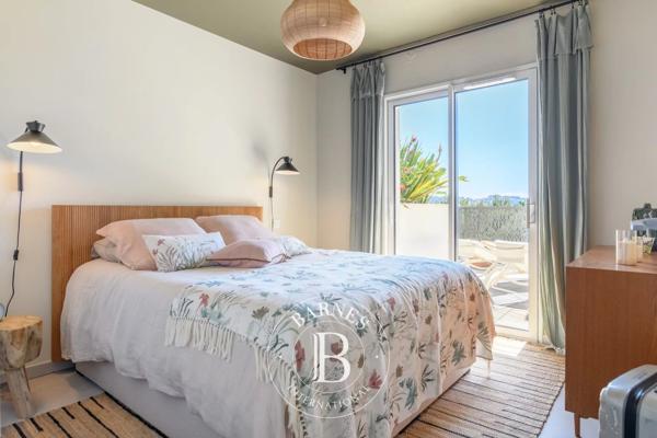 Sanary-sur-Mer, Appartement 3 Chambres -  105 m² à vendre
