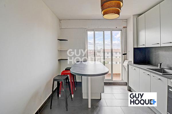 APPARTEMENT 96 m² - PROXIMITE IMMEDATE CHARPENNES - 2 BALCONS