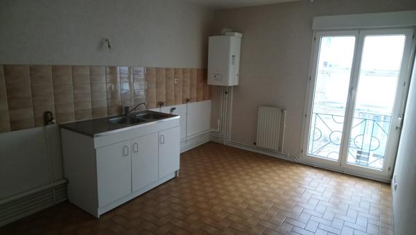 Appt de type 3 de 73.50 M2 avec garage- secteur Barbâtre, di