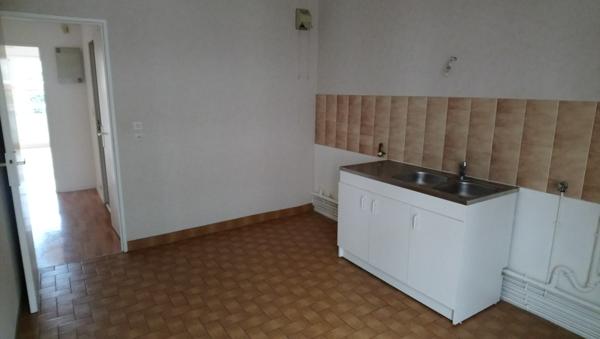 Appt de type 3 de 73.50 M2 avec garage- secteur Barbâtre, di