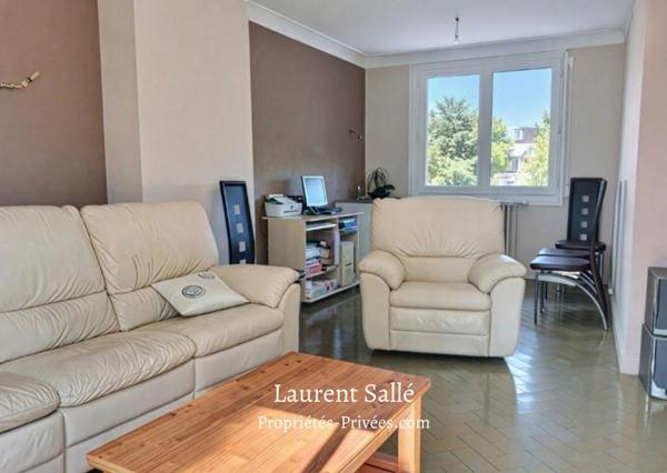 PLUHERLIN (56220)  - MURS COMMERCIAUX  AVEC LOGEMENT DE FONCTION