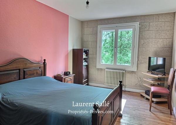 PLUHERLIN (56220)  - MURS COMMERCIAUX  AVEC LOGEMENT DE FONCTION