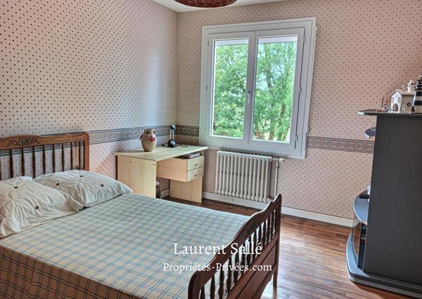 PLUHERLIN (56220)  - MURS COMMERCIAUX  AVEC LOGEMENT DE FONCTION