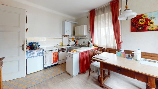 Maison 3 appartements 3 garages Colmar