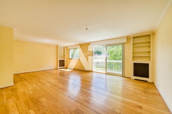 SÈVRES RIVE GAUCHE - APPARTEMENT FAMILIAL €583 000 ** - Référence 507-S