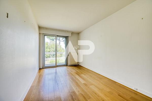 SÈVRES RIVE GAUCHE - APPARTEMENT FAMILIAL €583 000 ** - Référence 507-S