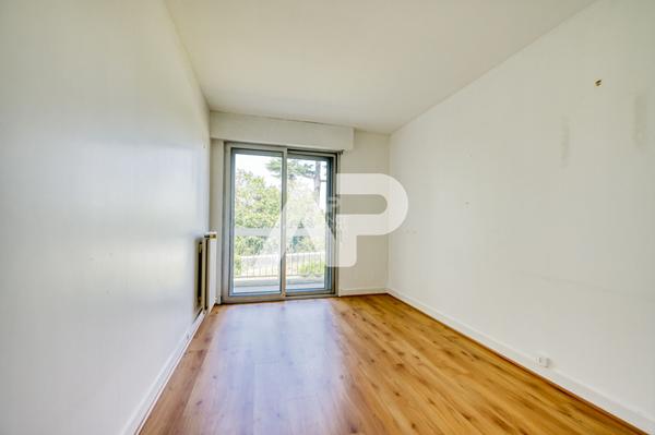 SÈVRES RIVE GAUCHE - APPARTEMENT FAMILIAL €583 000 ** - Référence 507-S