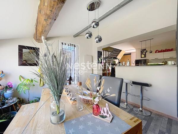 Maison individuelle avec jardin, piscine et dépendance sur 700m2 - 4 ch - 150m2 - Lauris