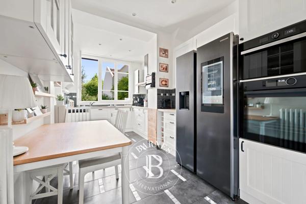 Saint-Maur-des-Fossés, Maison 4 Chambres -  171 m² à vendre