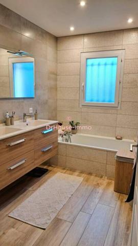 Maison à vendre 6 pièces de 130 m²