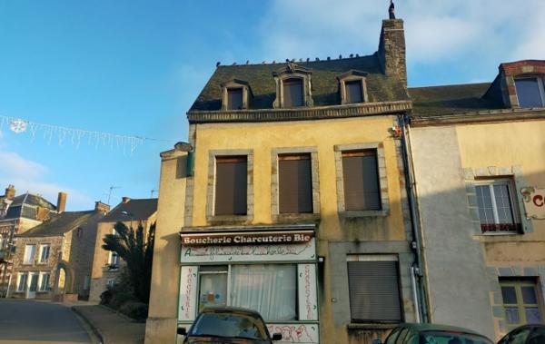 Vente Maison de ville ref.7215 local commercial Villaines-la-juhel   