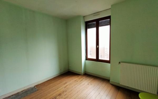 Vente Maison de ville ref.7215 local commercial Villaines-la-juhel   