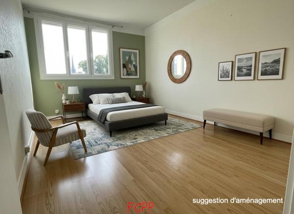 Appartement  lumineux et spacieux  fort potentiel hyper centre