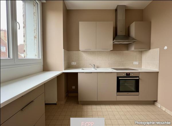 Appartement  lumineux et spacieux  fort potentiel hyper centre