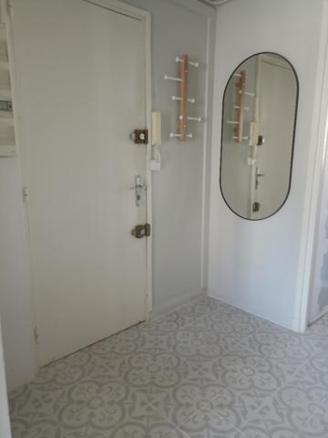 ROUEN THEATRE DES ARTS - F4 MEUBLE de 72,25 m² avec balcon et  garage