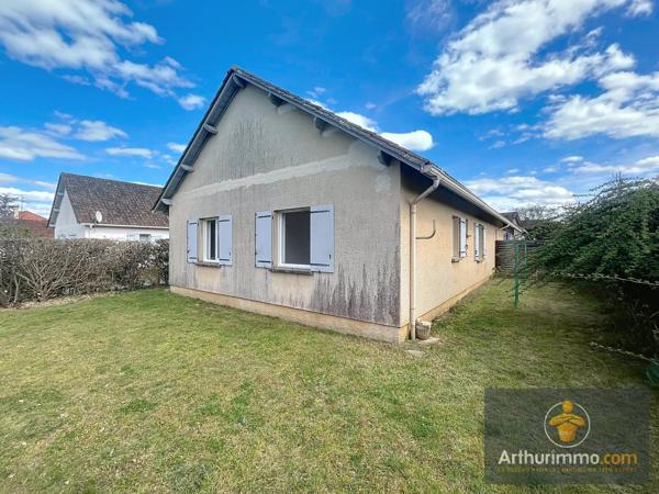 Location                                                      Maison de village
                        
                     3 pièces                      71 m2                     à Le Buisson-de-Cadouin