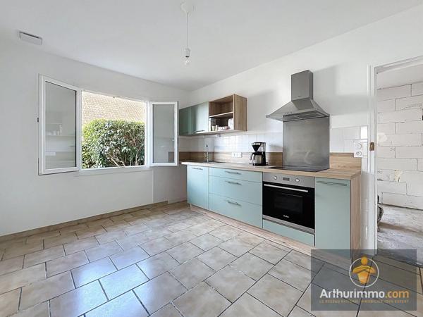 Location                                                      Maison de village
                        
                     3 pièces                      71 m2                     à Le Buisson-de-Cadouin