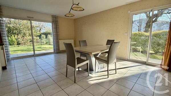 Appartement T4 à vendre  4 pièces - 72,40 m2 VANNES - 56