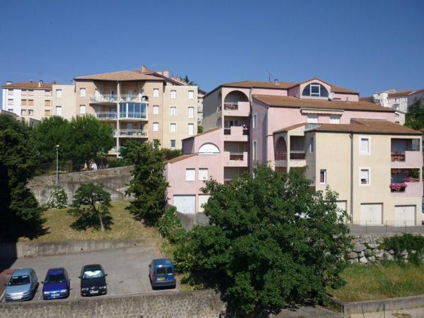 APPARTEMENT DE TYPE F2