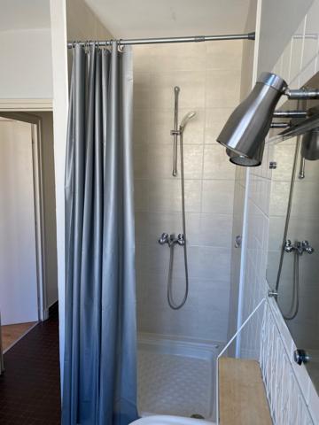 APPARTEMENT DE TYPE F2