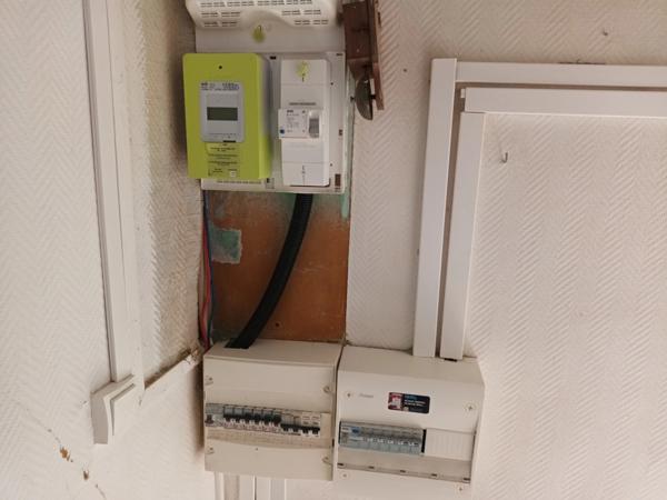 Maison à renover - 5 pièces - MONTMORILLON - 86500