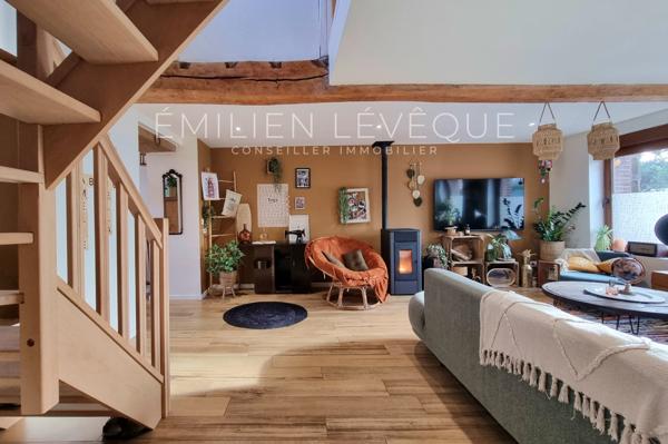 WATTRELOS – Maison familiale rénovée avec jardin, garage et confort moderne – Quartier recherché !