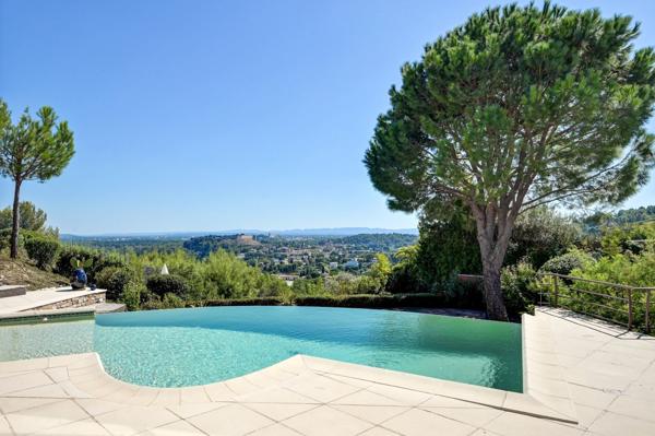 Vente Maison de luxe Villeneuve-lès-Avignon 6 Pièces 180 m²
