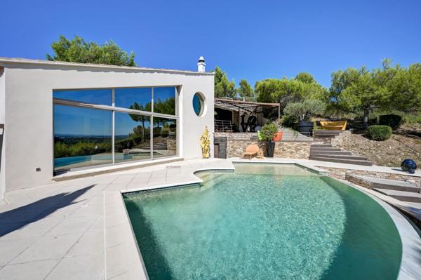 Vente Maison de luxe Villeneuve-lès-Avignon 6 Pièces 180 m²