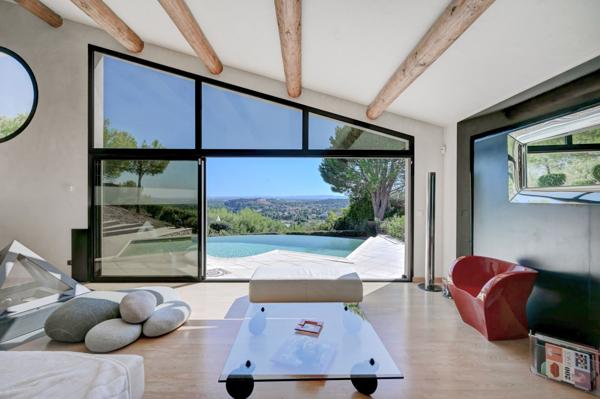 Vente Maison de luxe Villeneuve-lès-Avignon 6 Pièces 180 m²