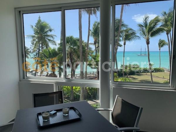 Vente
                Appartement30 m² - 1 Pièce -
                    LE GOSIER (97190)