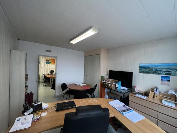 Locaux professionnels avec garage