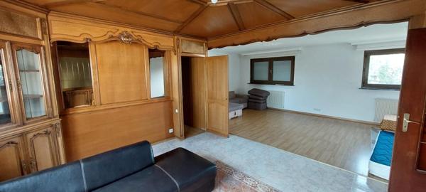 Locaux 628m² pour artisans, libéraux, associations