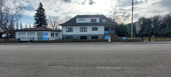 Locaux 628m² pour artisans, libéraux, associations