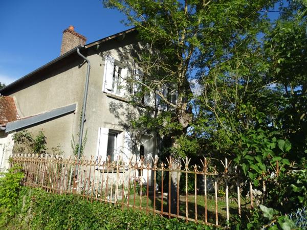 Vente Maison97 m² - 5 Pièces - CHEZAL BENOIT (18160)