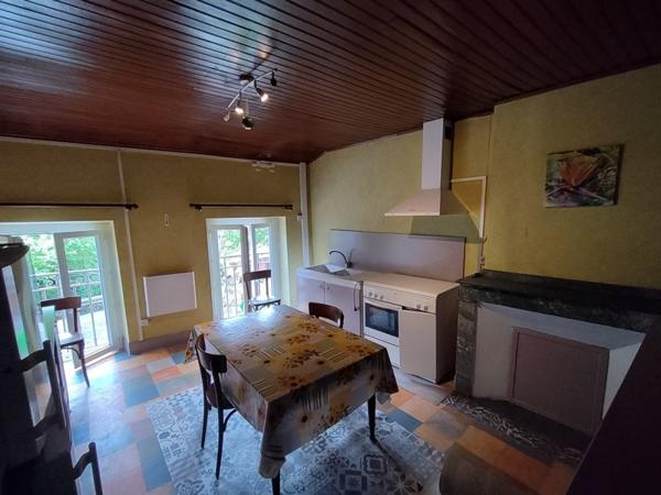 Immeuble à vendre |  Castelnau-Durban |  330 m²