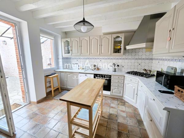 Maison à Auneau-Bleury-Saint-Symphorien, 28700 - 6 pièces 120m²