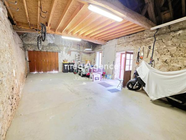 Maison à Auneau-Bleury-Saint-Symphorien, 28700 - 6 pièces 120m²