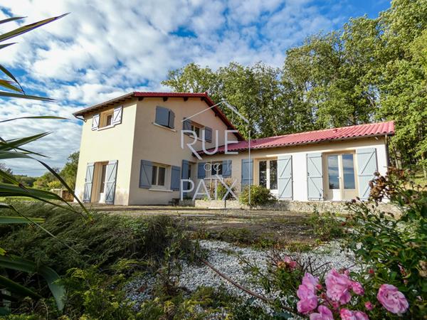 86490 BEAUMONT SAINT CYR Propriété sur les hauteurs de Beaumont Saint Cyr