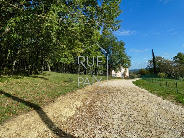 86490 BEAUMONT SAINT CYR Propriété sur les hauteurs de Beaumont Saint Cyr